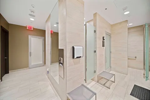 $1,600,000 | 1 Franklin Street, Unit 1004, Boston, MA 02110