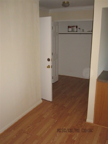 1097 Tienken Court, Unit 202 Rochester, MI 48306 - Photo 5 of 11 31035406-4.JPG
