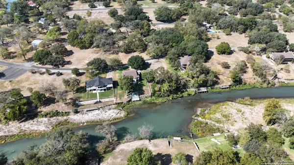 $80,000 | 33 Glen Cove Drive, Seguin, TX 78155