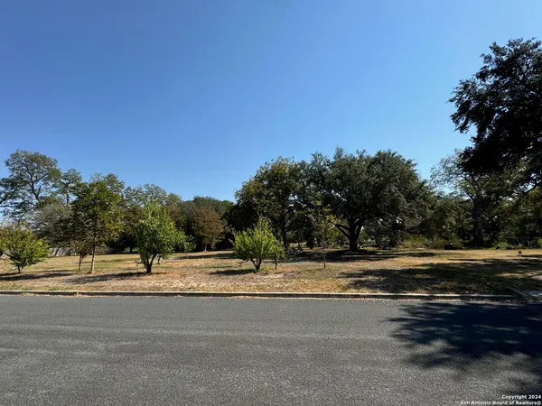 $80,000 | 33 Glen Cove Drive, Seguin, TX 78155