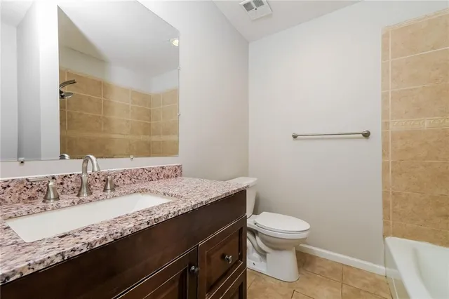 $2,340 | 10940 Reeder Street, Overland Park, KS 66210