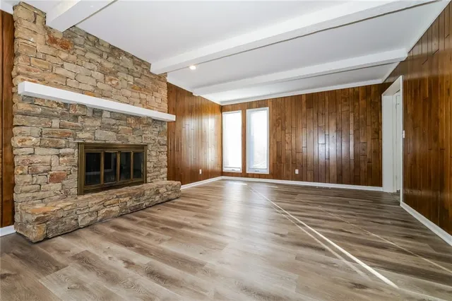 $2,340 | 10940 Reeder Street, Overland Park, KS 66210