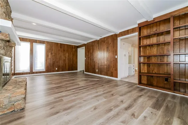 $2,340 | 10940 Reeder Street, Overland Park, KS 66210