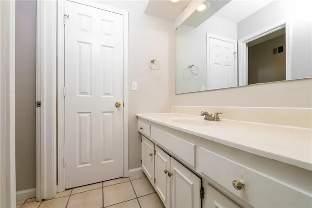 $2,340 | 10940 Reeder Street, Overland Park, KS 66210