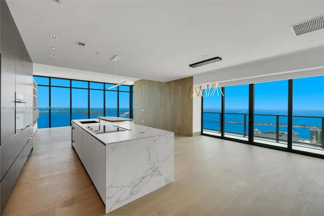 $4,500,000 | 1451 Brickell Avenue, Unit 4403, Miami, FL 33131