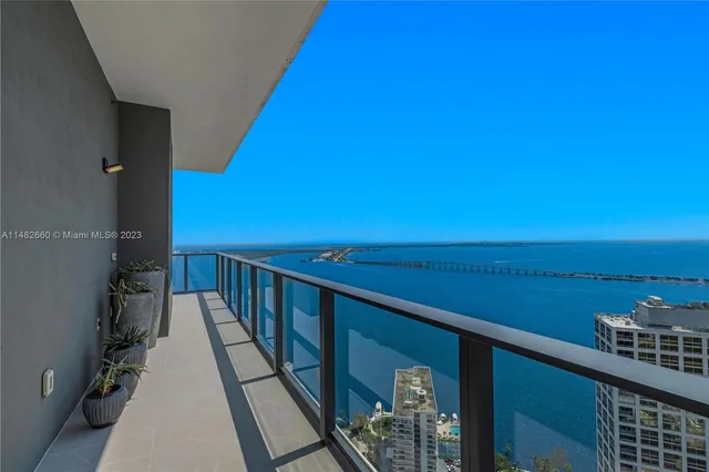 $4,500,000 | 1451 Brickell Avenue, Unit 4403, Miami, FL 33131