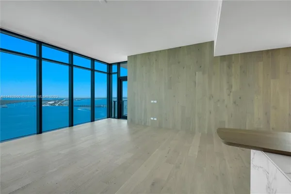 $4,000,000 | 1451 Brickell Avenue, Unit 4403, Miami, FL 33131