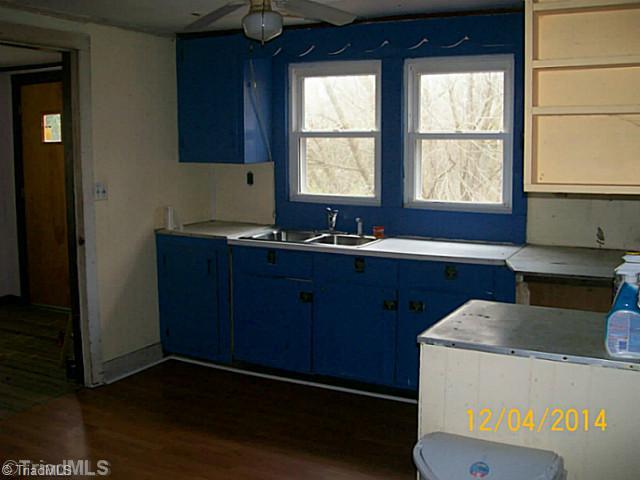 2249 Haystack Road Dobson, NC 27017 - Photo 6 of 16 Kitchen.