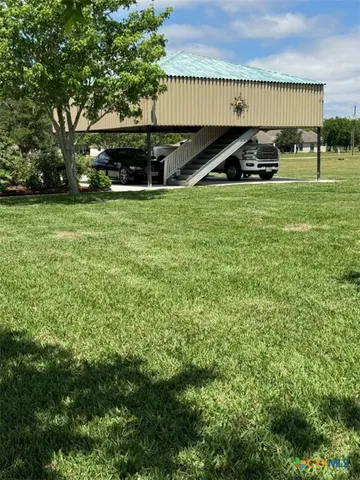 $489,500 | 507 Hackberry Bend, Port Lavaca, TX 77979