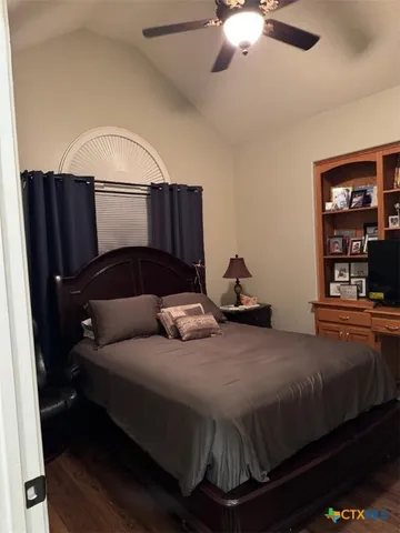 $489,500 | 507 Hackberry Bend, Port Lavaca, TX 77979