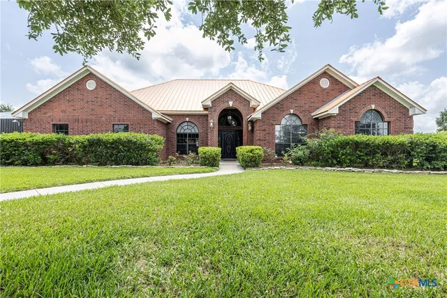 $489,500 | 507 Hackberry Bend, Port Lavaca, TX 77979