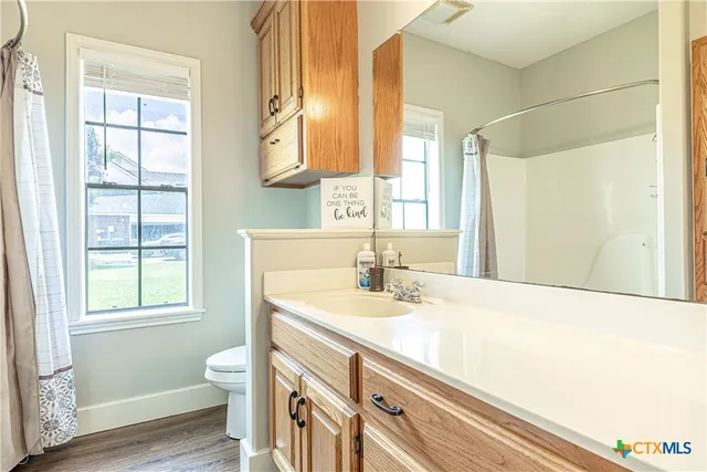 $489,500 | 507 Hackberry Bend, Port Lavaca, TX 77979