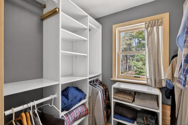 $999,000 | 186 Canoe Pond Drive, Brewster, MA 02631