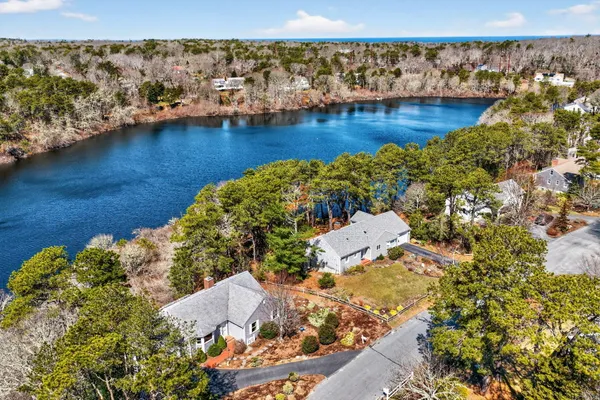 $999,000 | 186 Canoe Pond Drive, Brewster, MA 02631