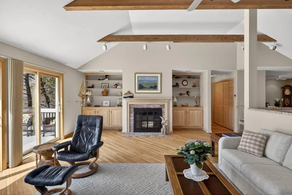 $999,000 | 186 Canoe Pond Drive, Brewster, MA 02631