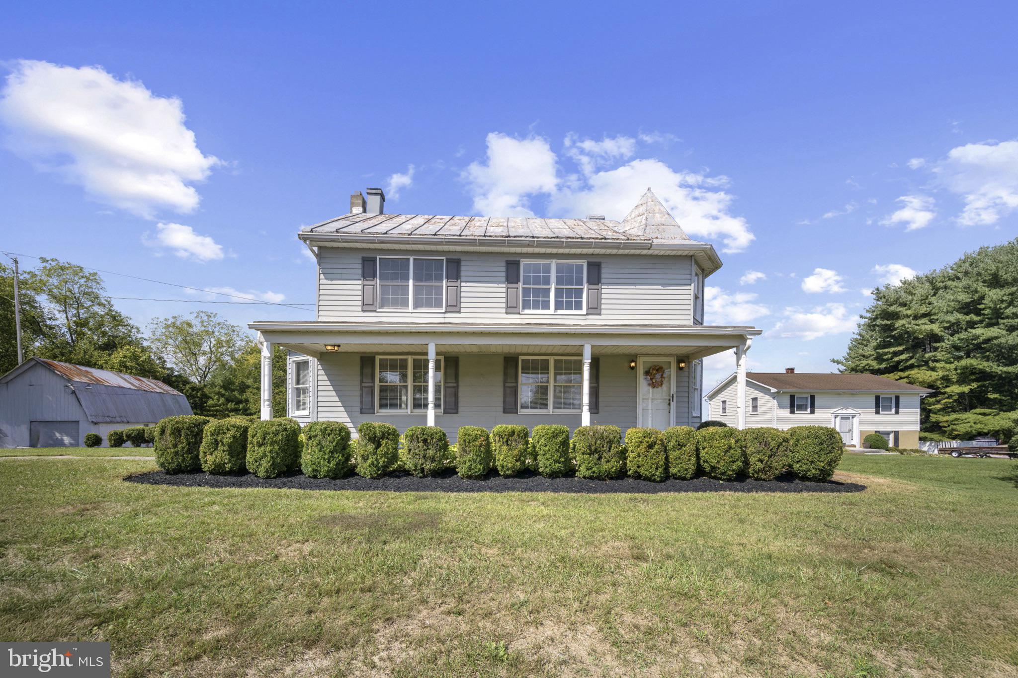 Welcome to 1912 Old New Windsor Rd!