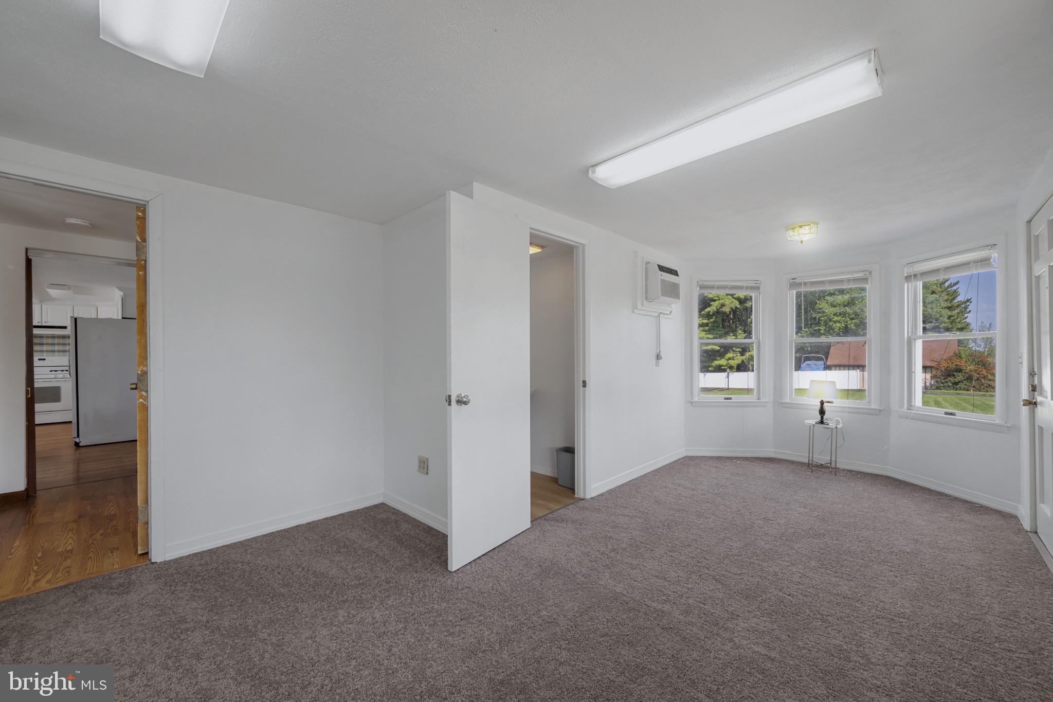 1912 Old New Windsor Road New Windsor, MD 21776 - Photo 12 of 36 1st floor bedroom