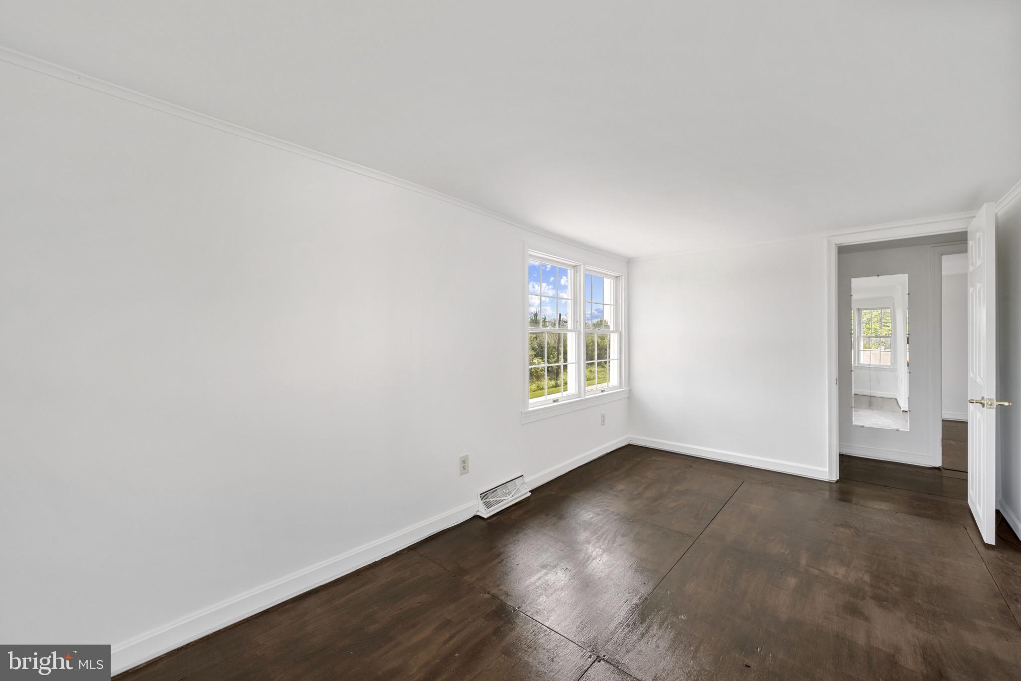 1912 Old New Windsor Road New Windsor, MD 21776 - Photo 24 of 36 Second bedroom