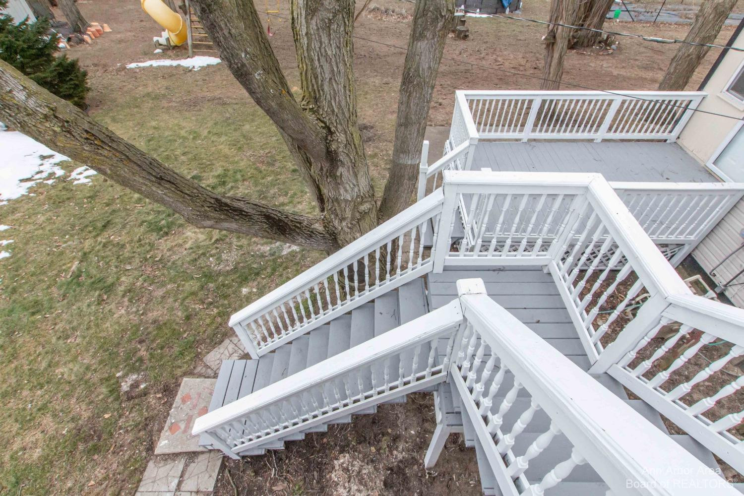 18470 Merriman Road Livonia, MI 48152 - Photo 51 of 53 13 Backyard 11
