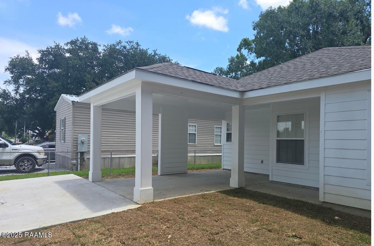 736 Main Street Cankton, LA 70584 - Photo 3 of 14 IMG_9103