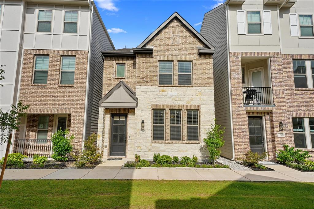 7562 Edgeware Road Dallas, TX 75228 - Photo 1 of 25