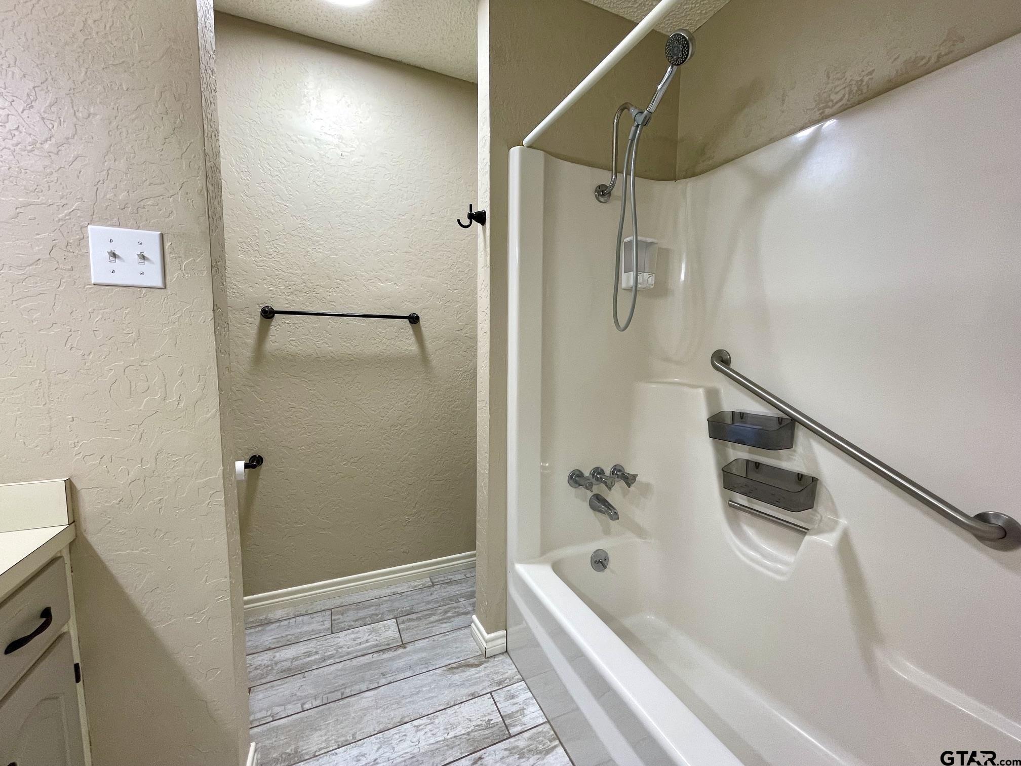162 Pine Tree, Unit B Holly Lake Ranch, TX 75765 - Photo 18 of 33 Gallery Image 18