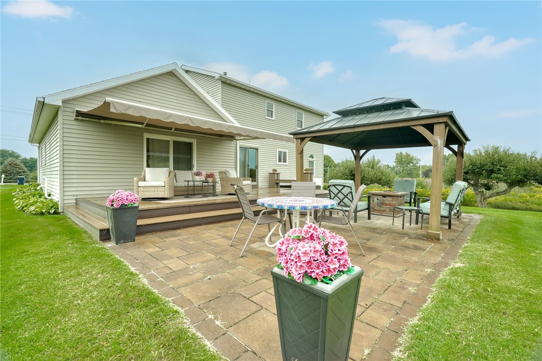 5907 Arbor Road Ontario, NY 14519 - Photo 3 of 50 Entertain & Relax in style. Deck and Patio design