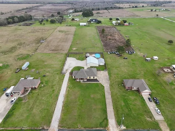 $542,000 | 17420 Kyle Road, Welsh, LA 70591