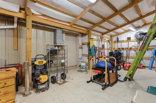 $542,000 | 17420 Kyle Road, Welsh, LA 70591