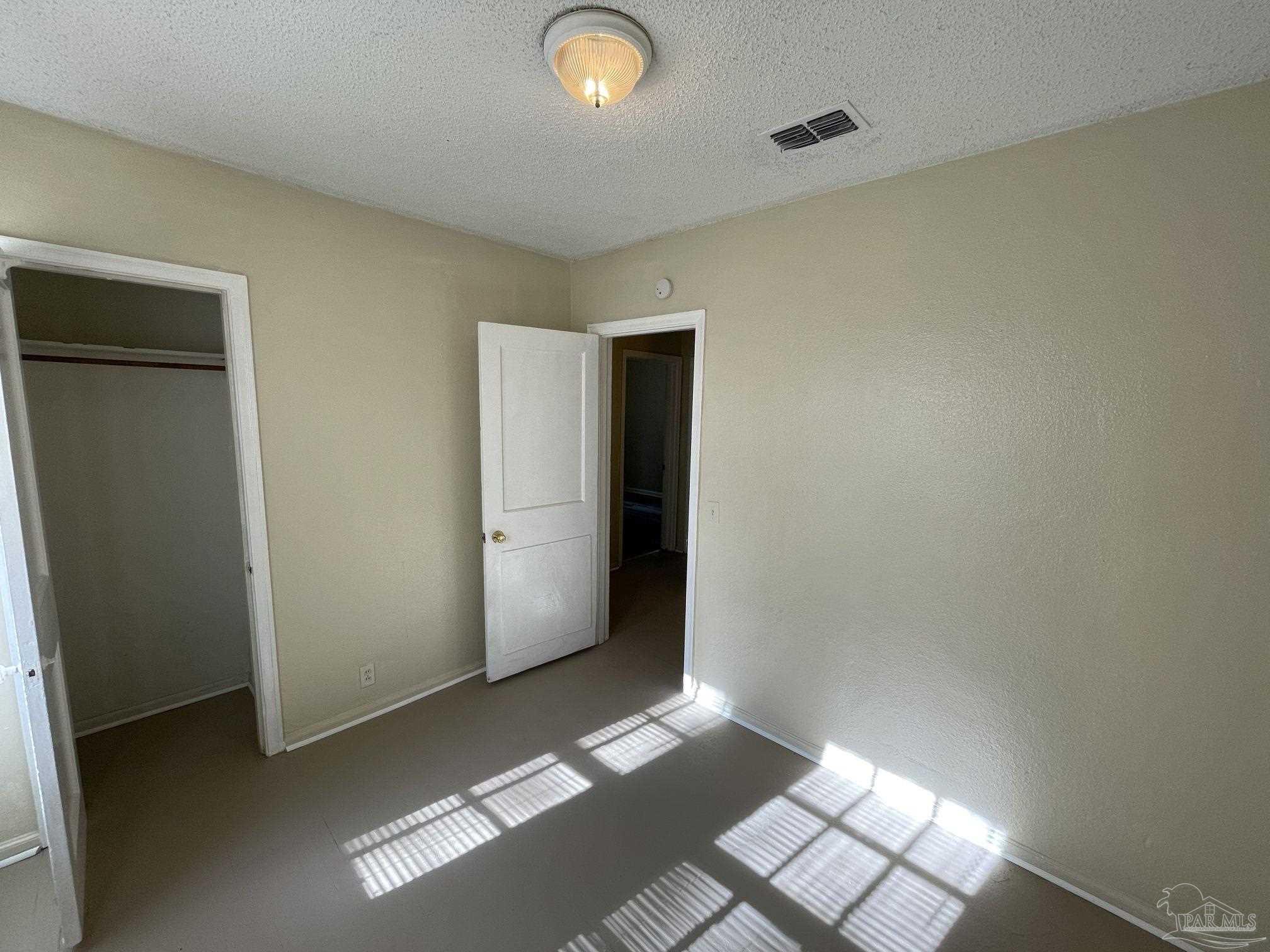 214 Brown Road, Unit 2 Pensacola, FL 32507 - Photo 4 of 40