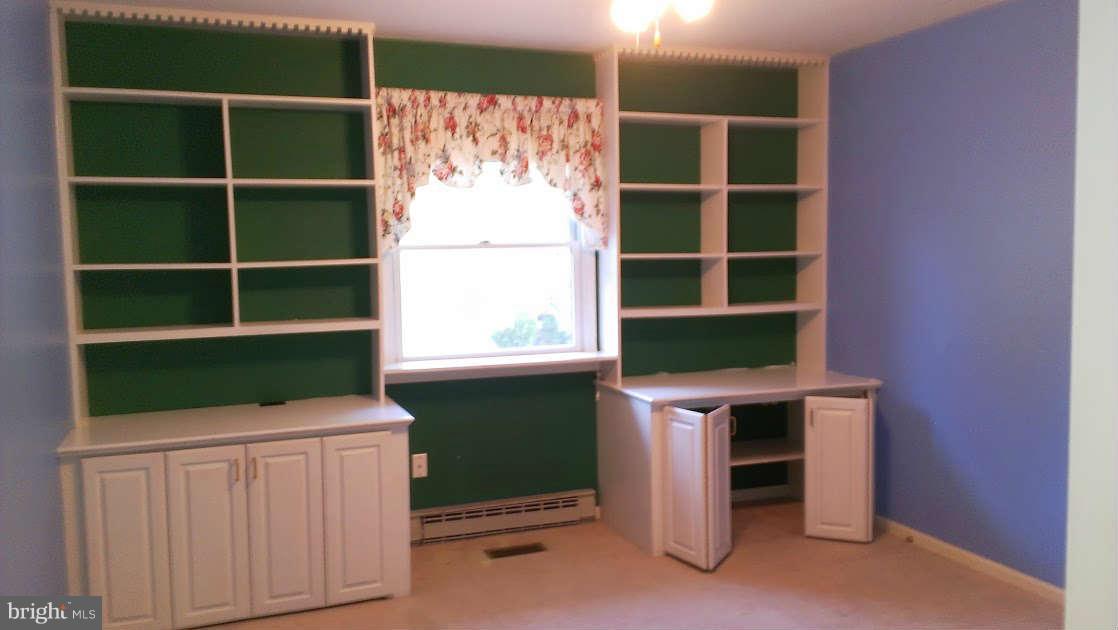 207 South Kennedy Road Sterling, VA 20164 - Photo 3 of 9 Bedroom Master dressing room