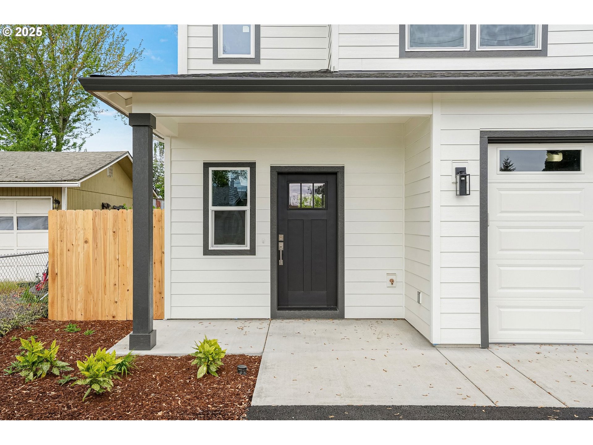 1503 North 2nd Street Silverton, OR 97381 - Photo 2 of 33