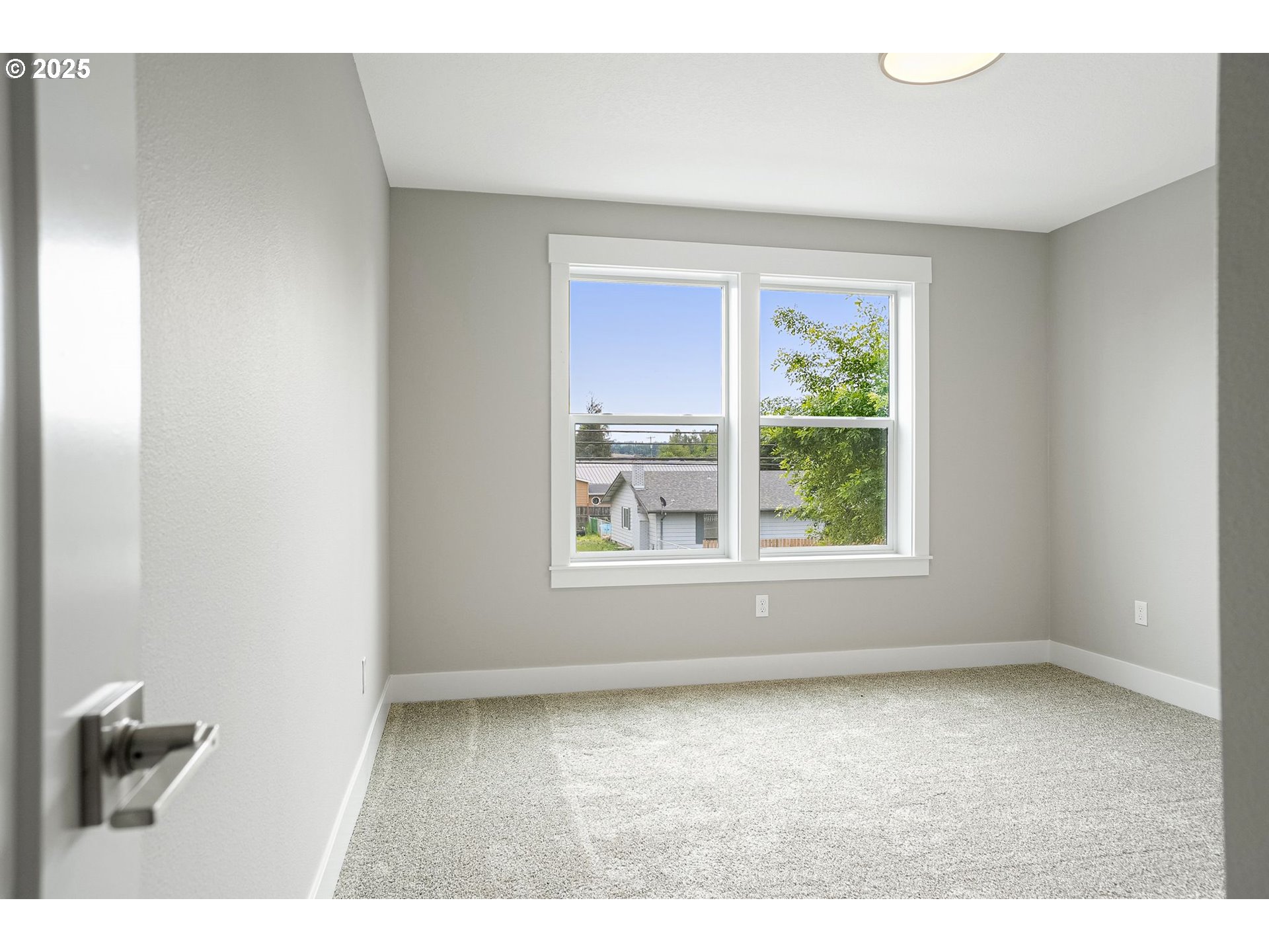 1503 North 2nd Street Silverton, OR 97381 - Photo 23 of 33