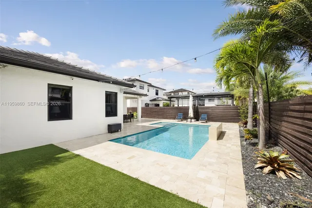 $1,079,000 | 8811 Northwest 154th Terrace, Miami Lakes, FL 33018