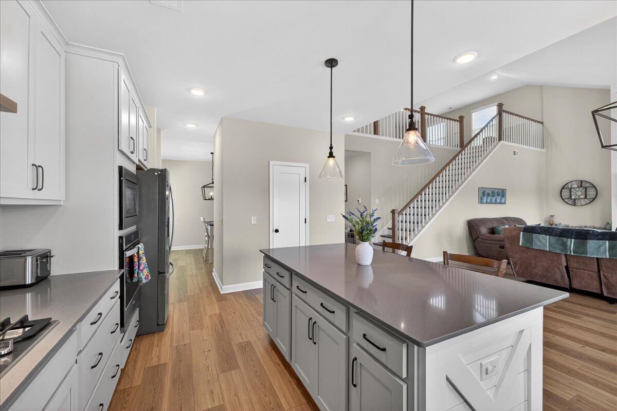 447 Navona Drive Summerville, SC 29486 - Photo 11 of 58 18-Square One Team - DSC08053