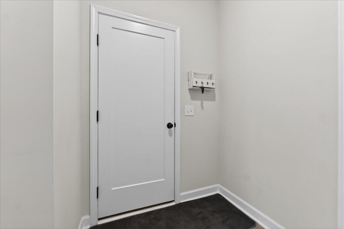 447 Navona Drive Summerville, SC 29486 - Photo 24 of 58 34-Square One Team - DSC08043