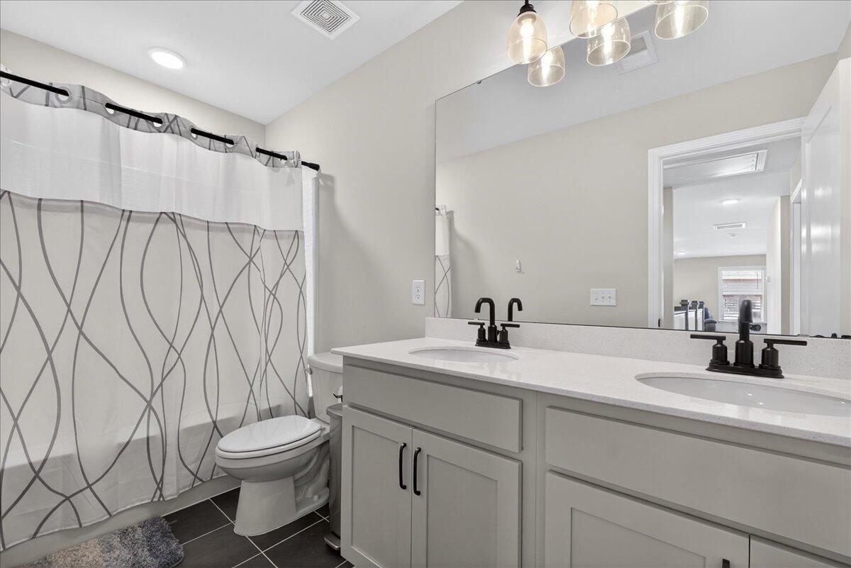 447 Navona Drive Summerville, SC 29486 - Photo 31 of 58 43-Square One Team - DSC08116