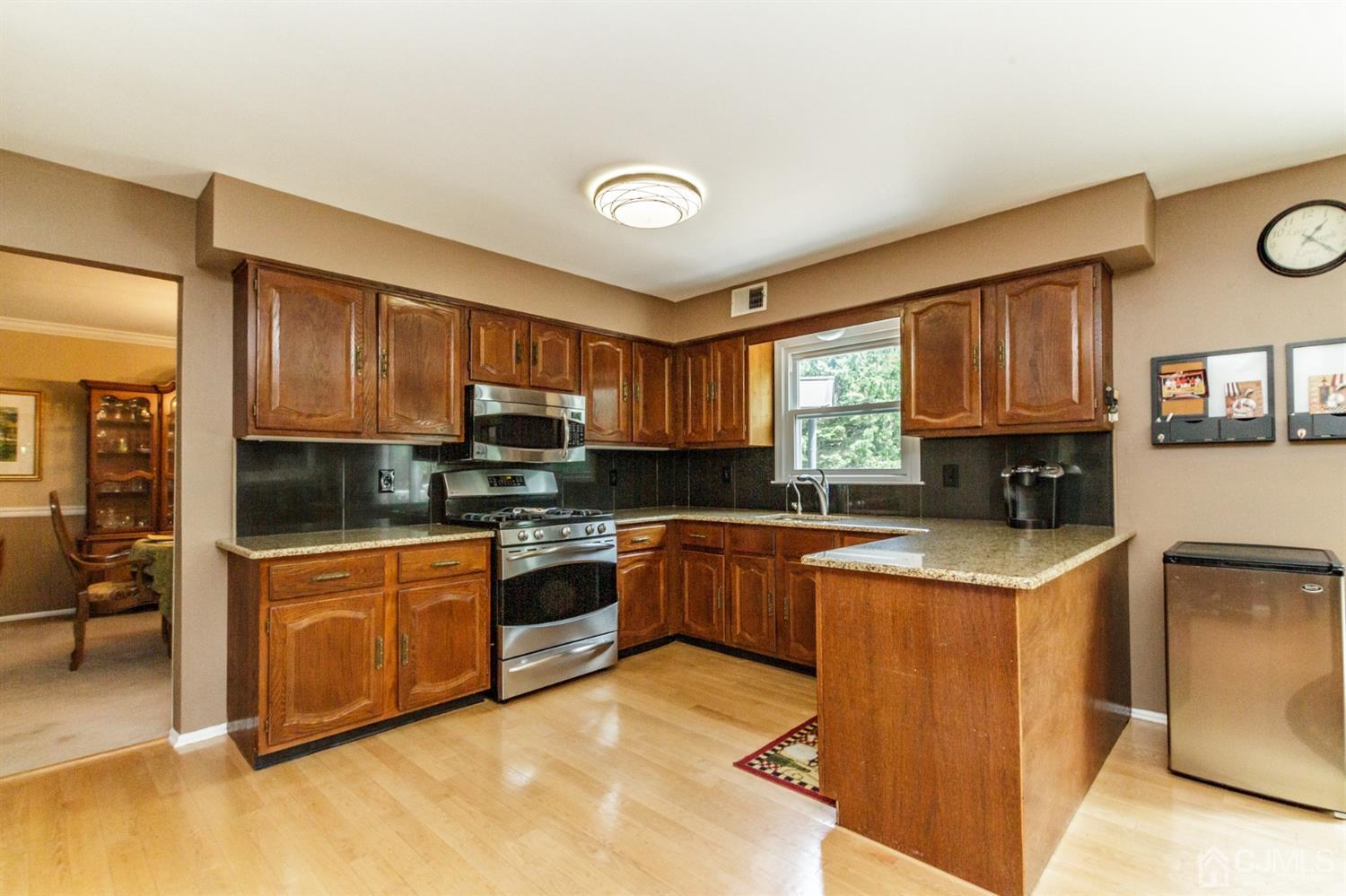 101 Rivendell Road Hillsborough, NJ 08844 - Photo 9 of 35 Gallery Image 9
