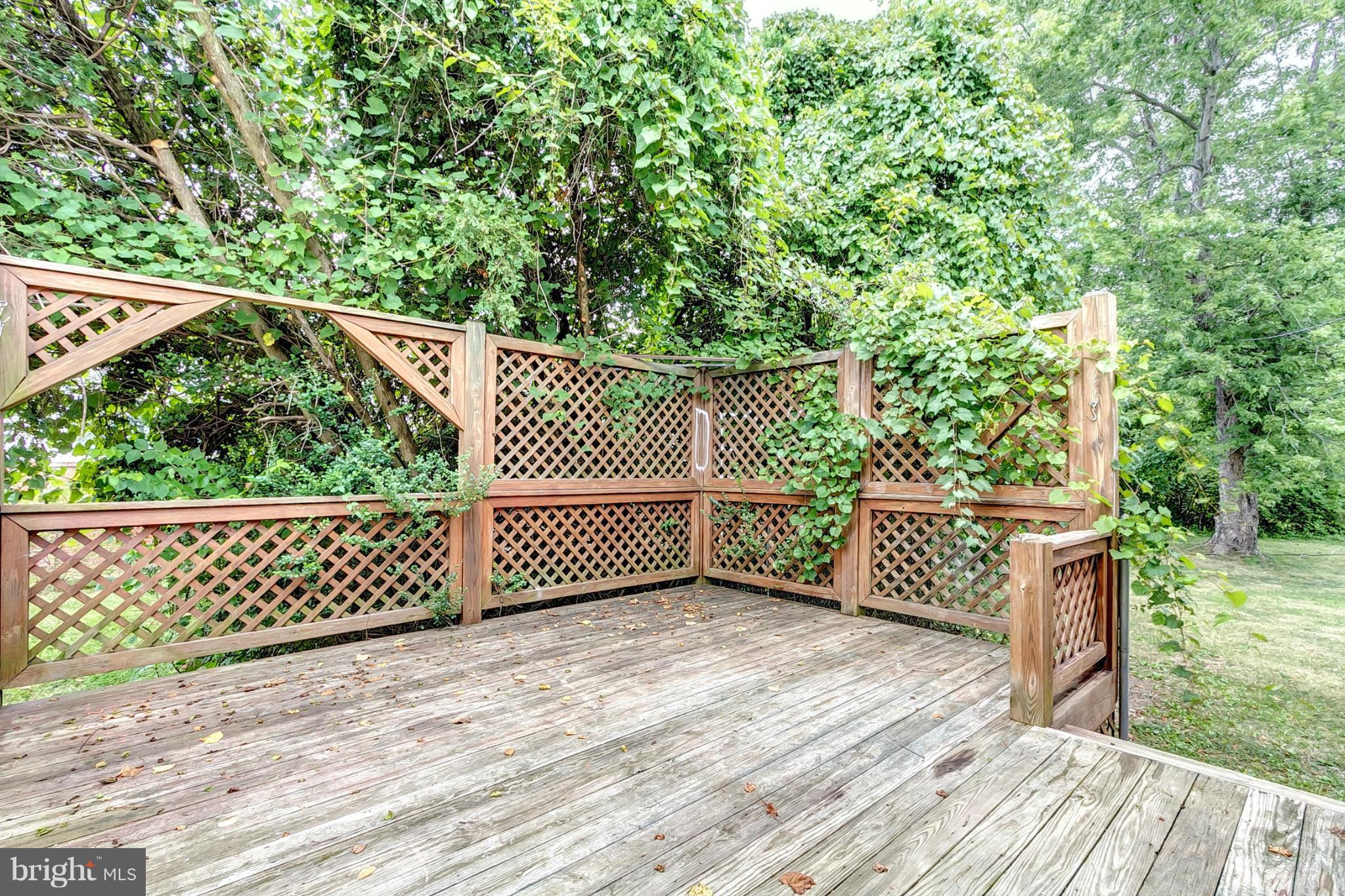 2702 Geartner Road Baltimore, MD 21209 - Photo 15 of 18 Exterior (General)
