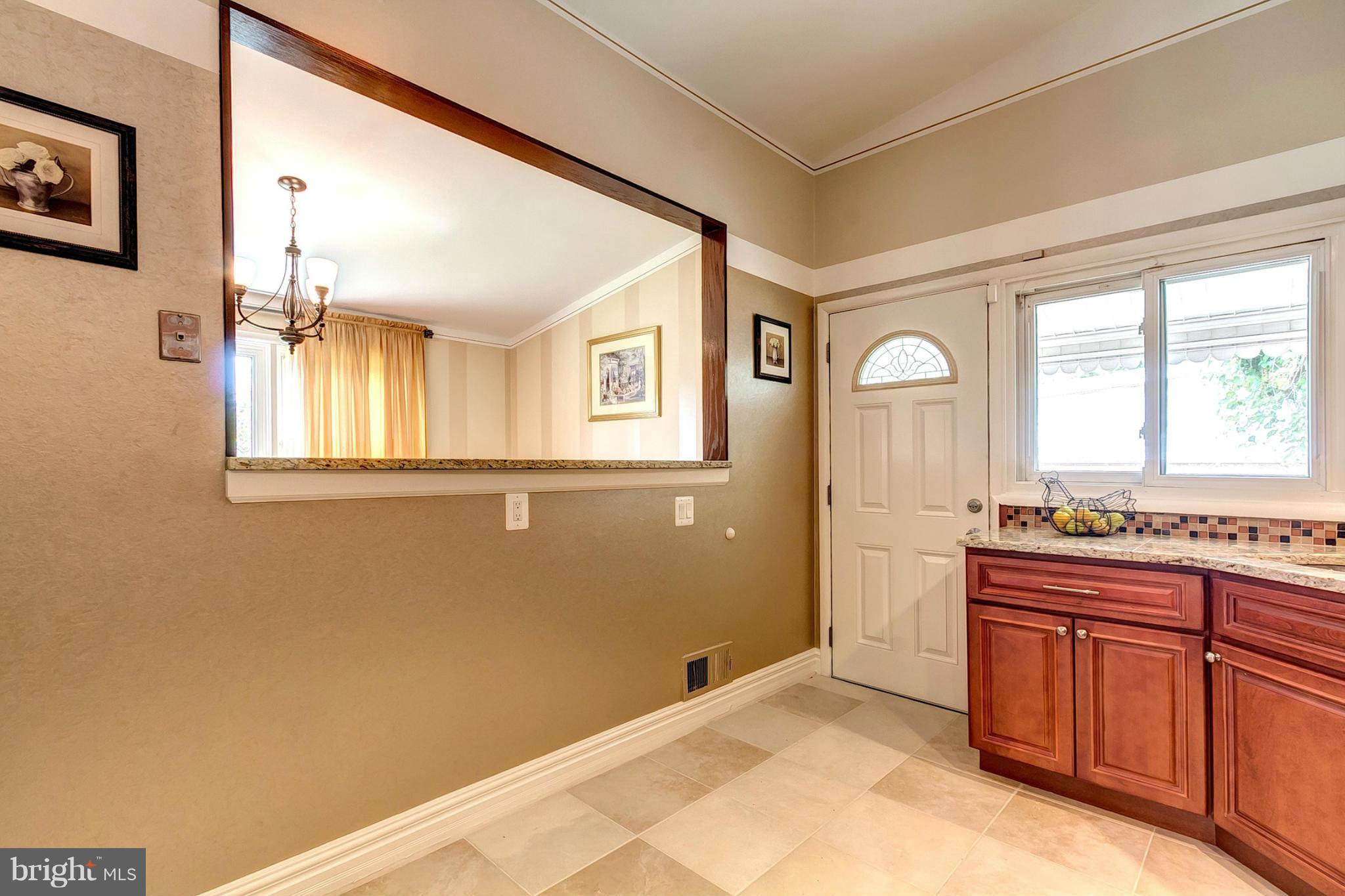 2702 Geartner Road Baltimore, MD 21209 - Photo 6 of 18 Kitchen