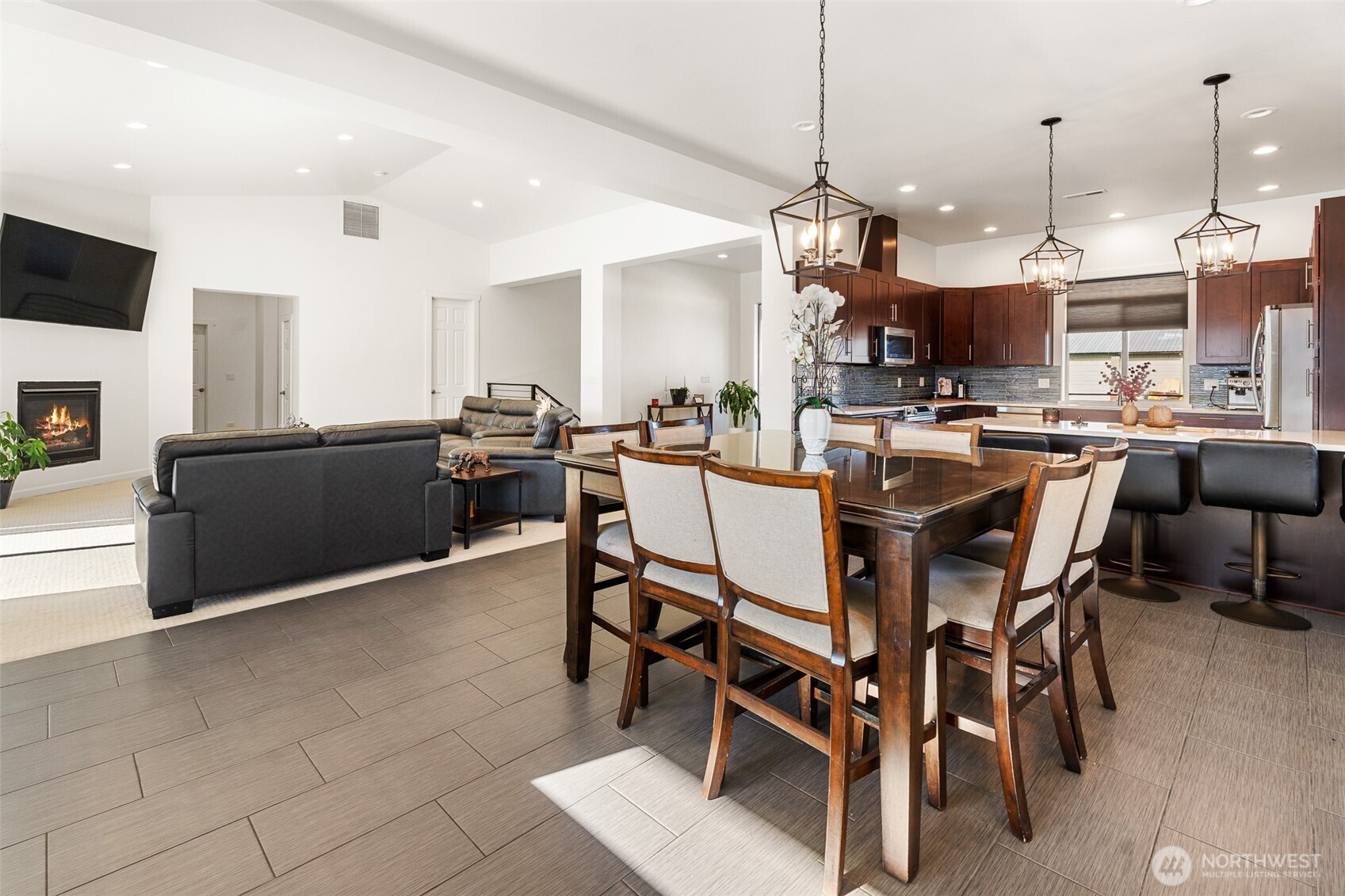 1038 Crest Loop Entiat, WA 98822 - Photo 9 of 40