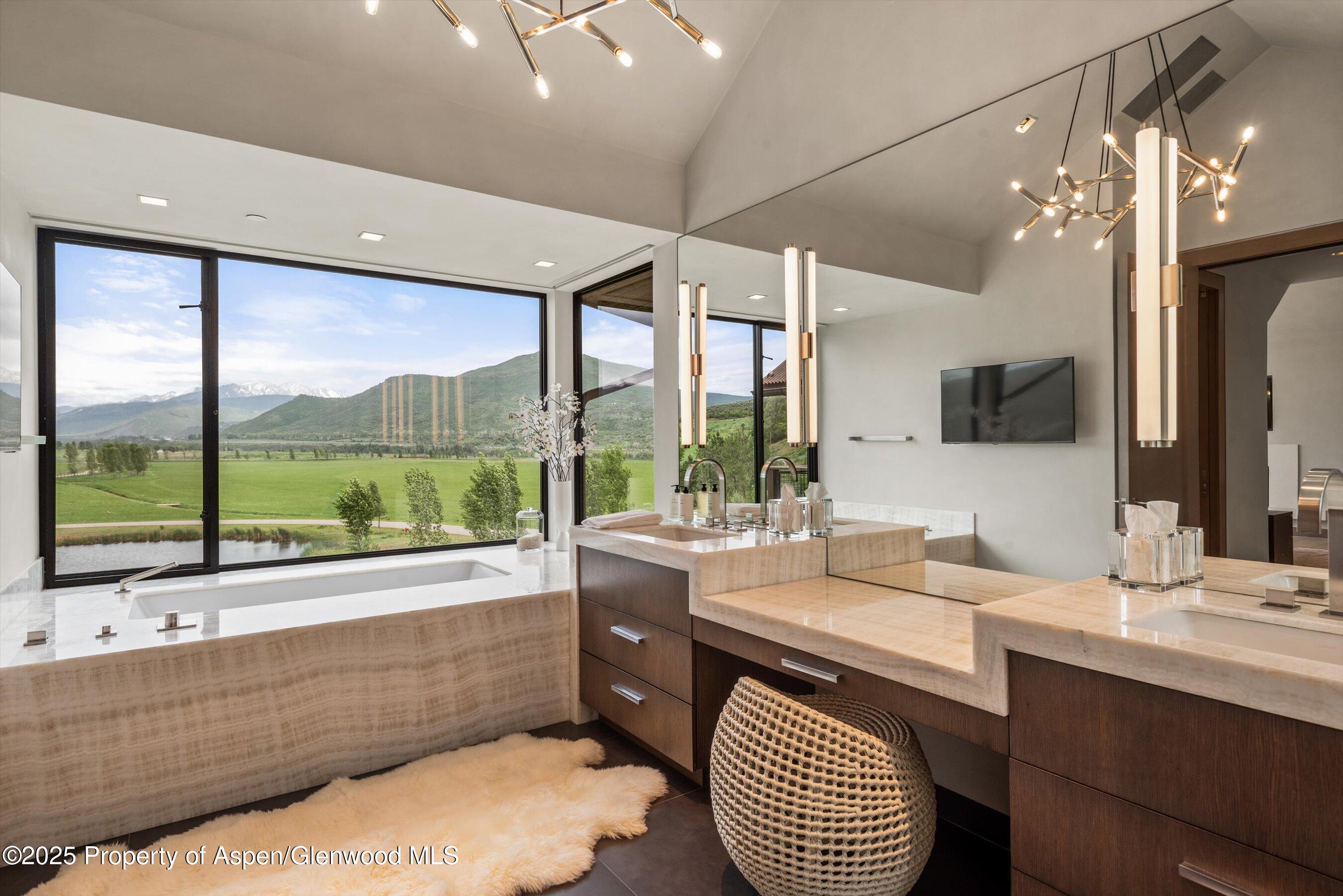 31 Aspen Valley Ranch Road Woody Creek, CO 81656 - Photo 25 of 63 Primary Bath