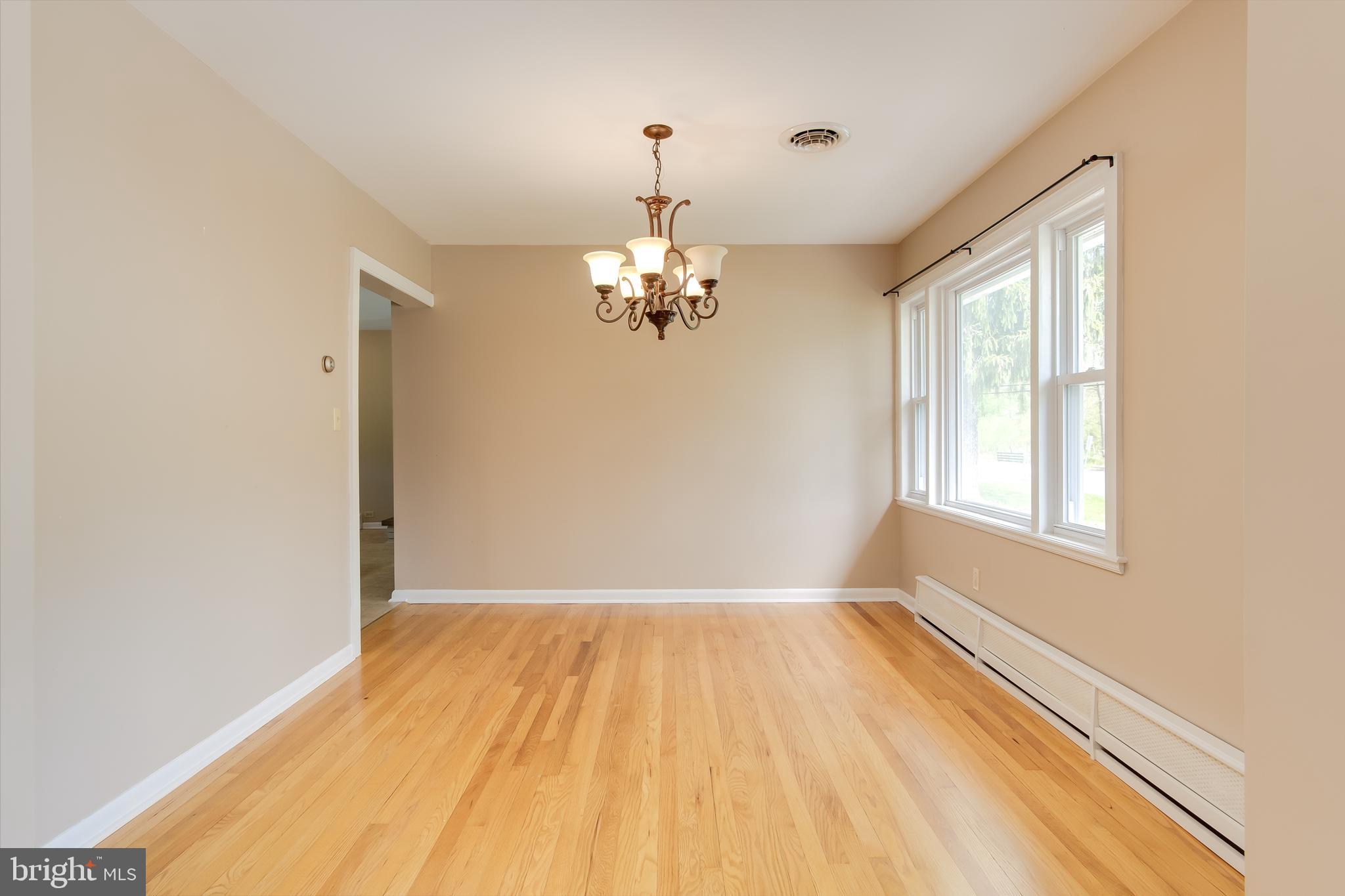 13516 Blairs Valley Road Clear Spring, MD 21722 - Photo 10 of 32 Dining Room