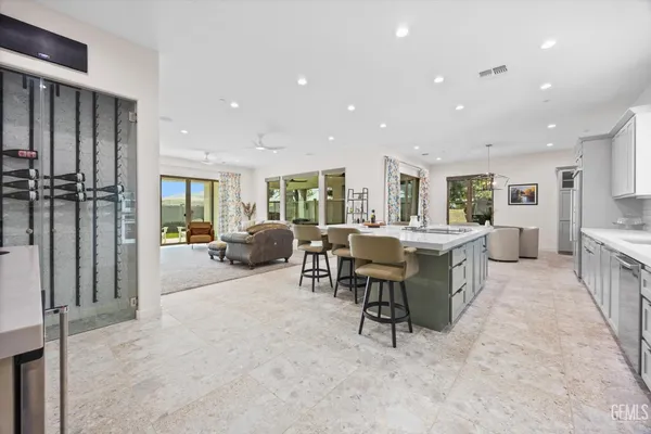 $469,000 | Undisclosed Address, Bakersfield, CA 93306