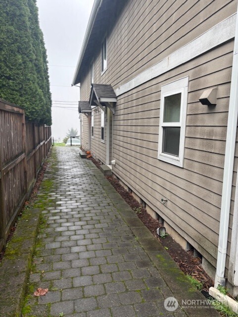 1939 South I Street, Unit B Tacoma, WA 98405 - Photo 2 of 10 a view of a pathway with a house