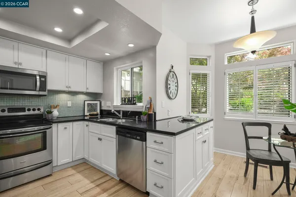 $810,000 | 5513 Terra Granada Drive, Unit 2A, Walnut Creek, CA 94595