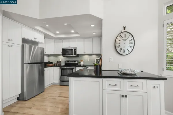 $810,000 | 5513 Terra Granada Drive, Unit 2A, Walnut Creek, CA 94595