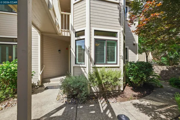 $810,000 | 5513 Terra Granada Drive, Unit 2A, Walnut Creek, CA 94595