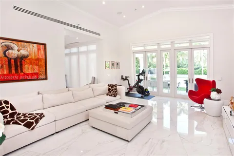 $8,450,000 | 165 Paloma Drive, Coral Gables, FL 33143
