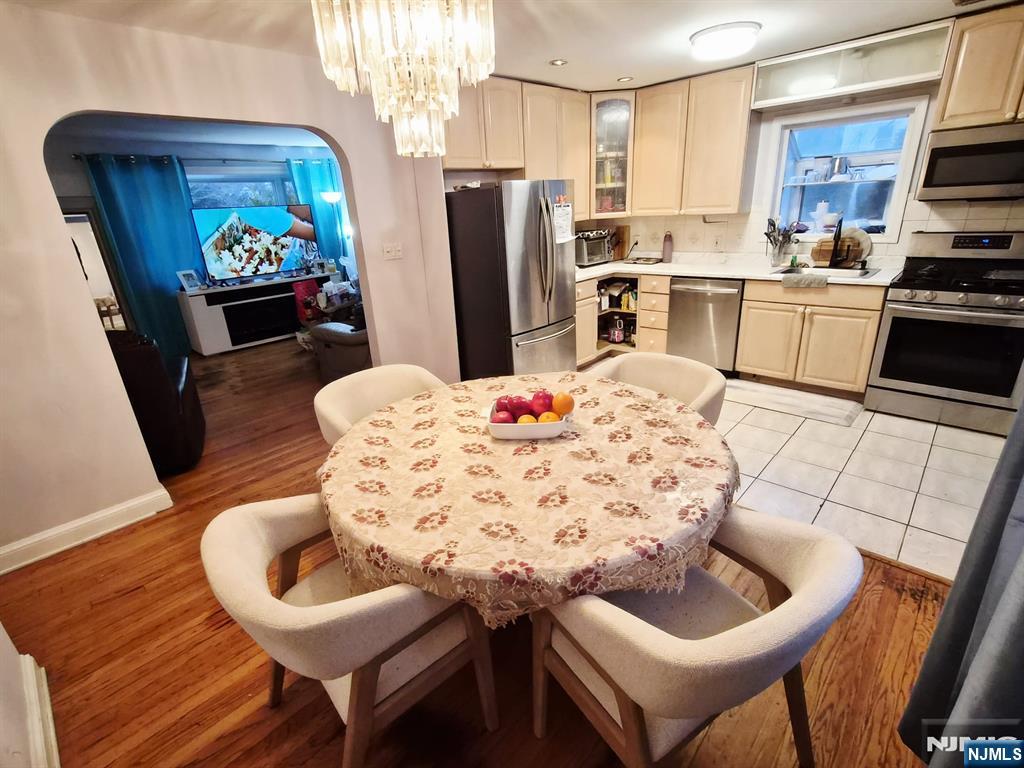 596 Grove Street Ridgewood, NJ 07450 - Photo 11 of 29